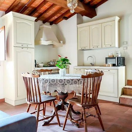 Casa Dei Mandorli, Pool, Wifi, فيلة Peccioli